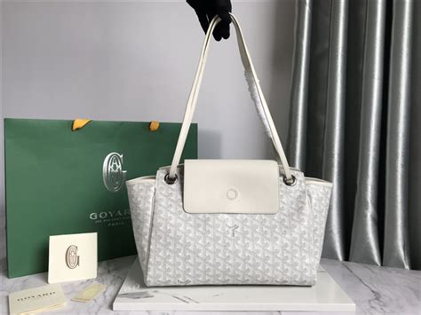 goyard rouette white|goyard rouette souple price.